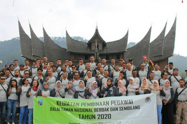 Peningkatan Kinerja dan Profesionalitas Pegawai melalui Pembinaan Seluruh Pegawai BTNBS